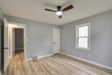 727 Franklin Road NE Massillon OH 44646