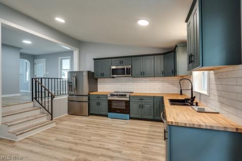 727 Franklin Road NE Massillon OH 44646