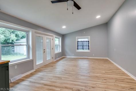 727 Franklin Road NE Massillon OH 44646