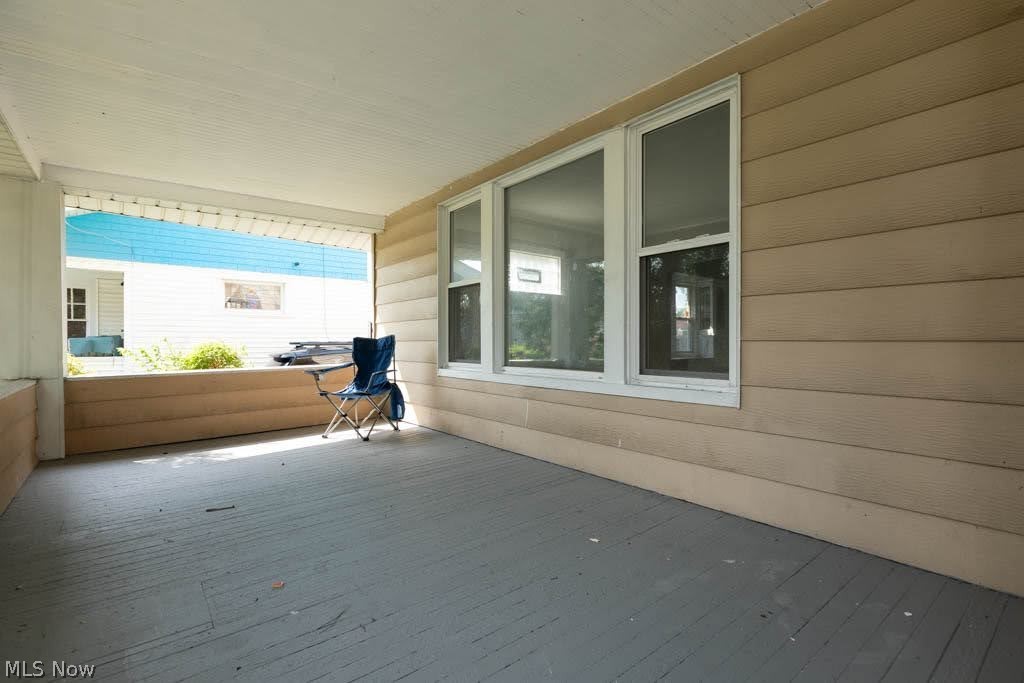 12909 Beachwood Avenue Garfield Heights OH 44105