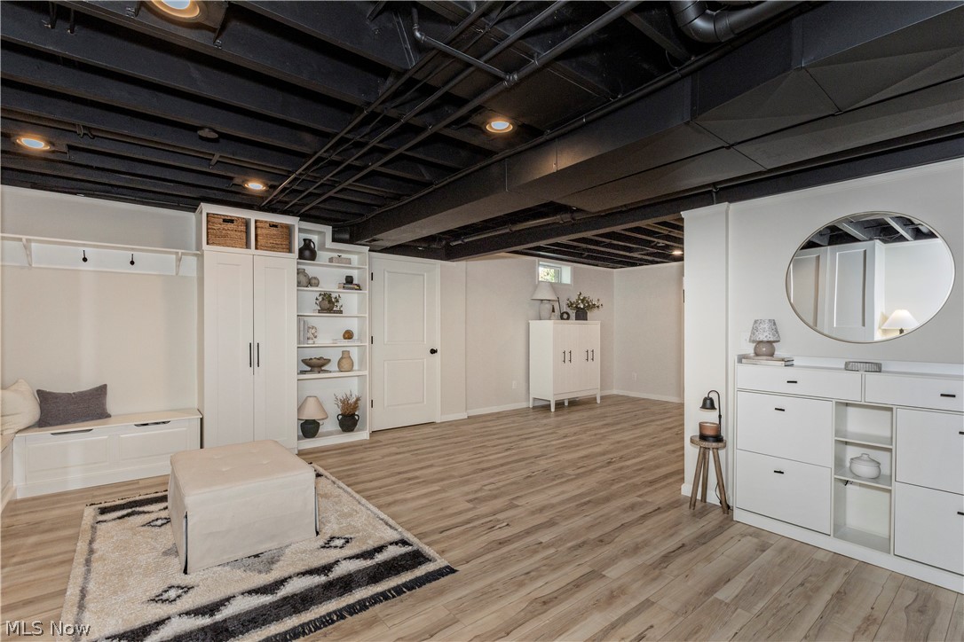 5182 Merrit Drive Northfield OH 44067