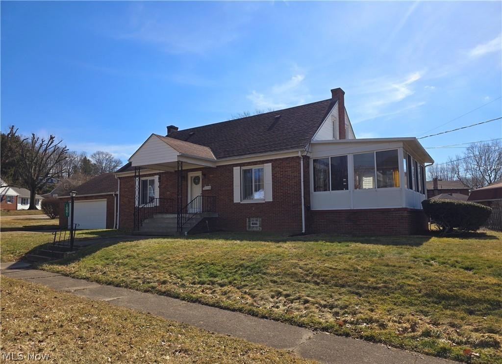 1521 Nicholear Avenue Coshocton OH 43812