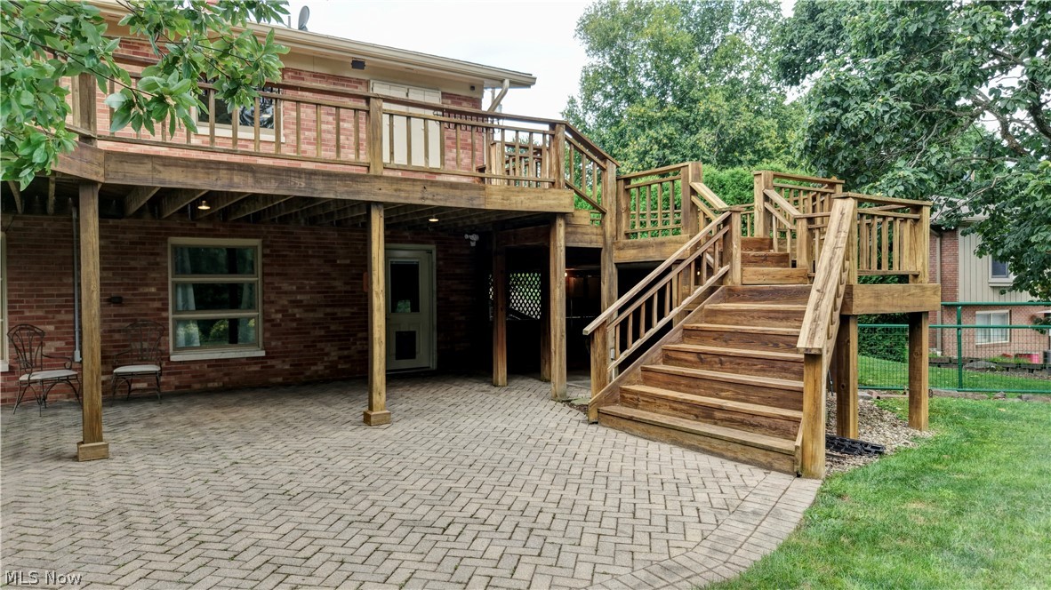 1157 Hilltop Road NW New Philadelphia OH 44663