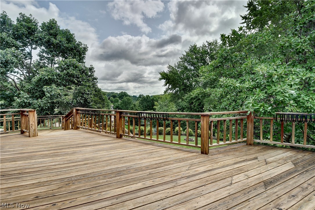 1157 Hilltop Road NW New Philadelphia OH 44663