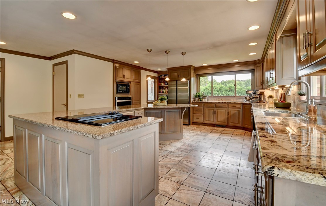 1157 Hilltop Road NW New Philadelphia OH 44663