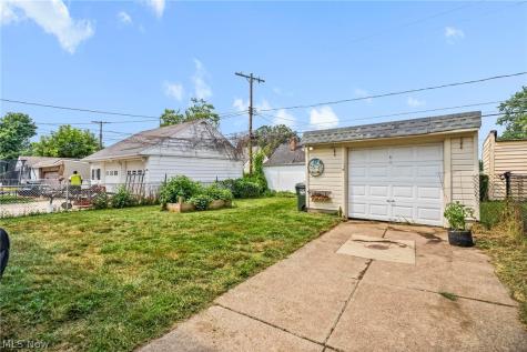 2920 Brookview Boulevard Cleveland OH 44134