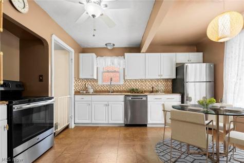 2920 Brookview Boulevard Cleveland OH 44134