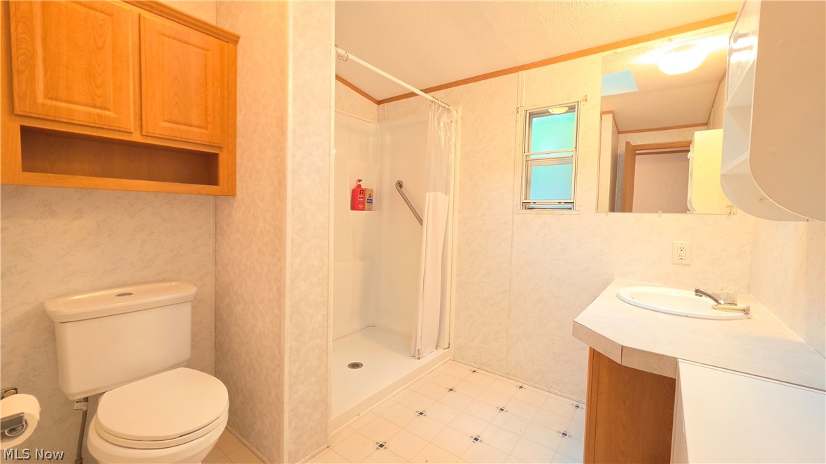 100 Maplegrove Lane Mentor OH 44060