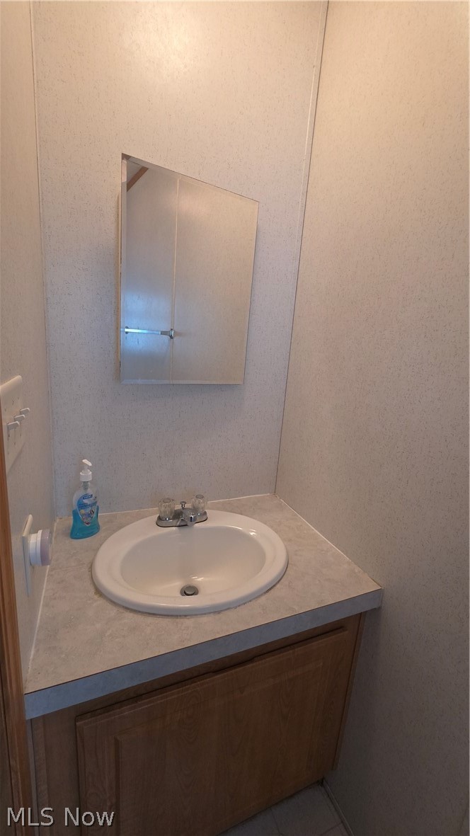 100 Maplegrove Lane Mentor OH 44060