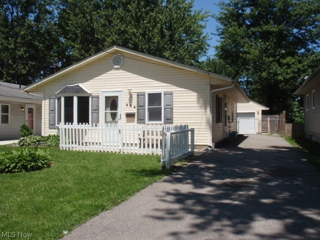 544 Purdue Avenue Elyria OH 44035