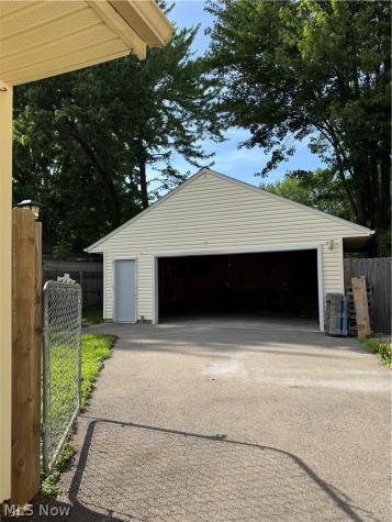 544 Purdue Avenue Elyria OH 44035