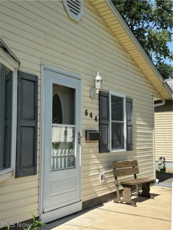 544 Purdue Avenue Elyria OH 44035