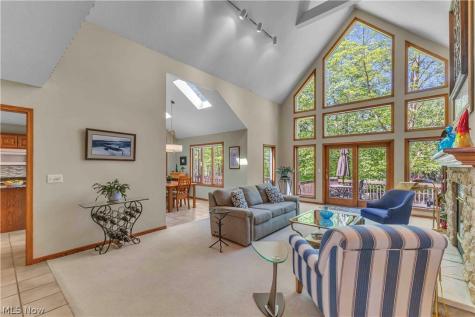 1011 Cedarwood Lane Medina OH 44256