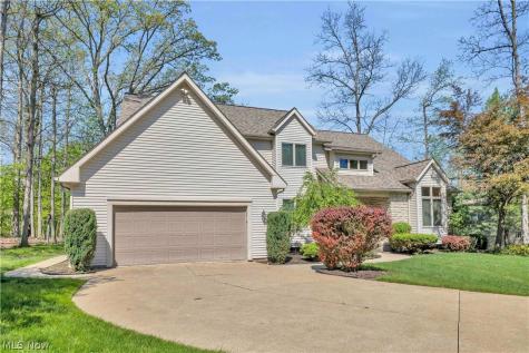 1011 Cedarwood Lane Medina OH 44256