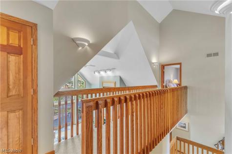 1011 Cedarwood Lane Medina OH 44256