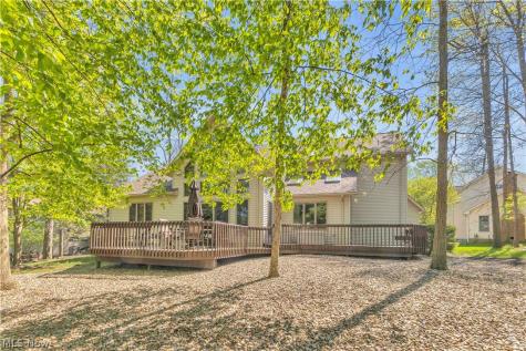 1011 Cedarwood Lane Medina OH 44256