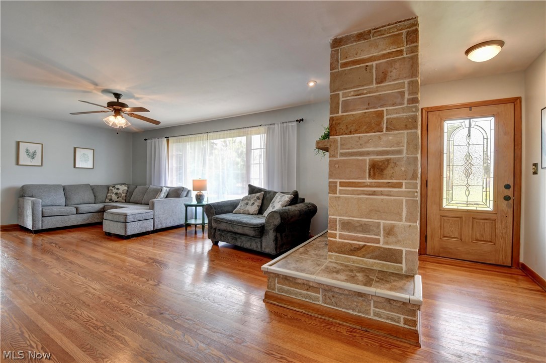 3122 Sweitzer Street NW Uniontown OH 44685