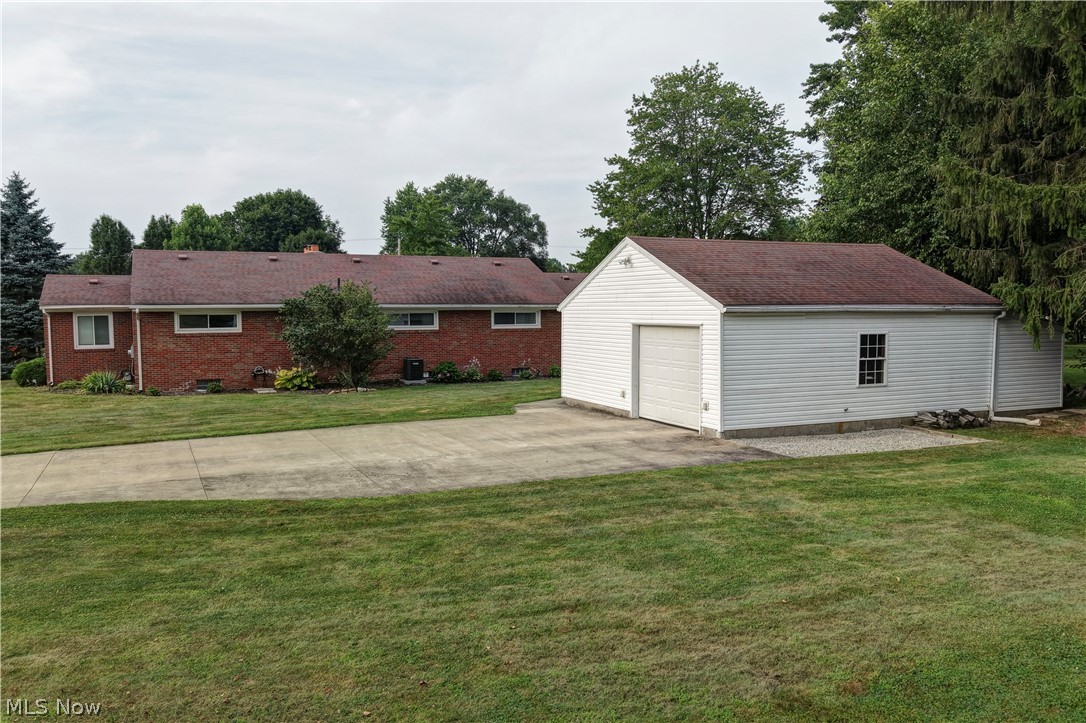 3122 Sweitzer Street NW Uniontown OH 44685