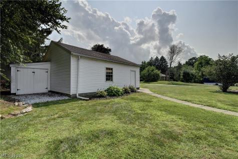 3122 Sweitzer Street NW Uniontown OH 44685