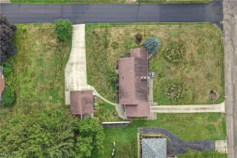 3122 Sweitzer Street NW Uniontown OH 44685