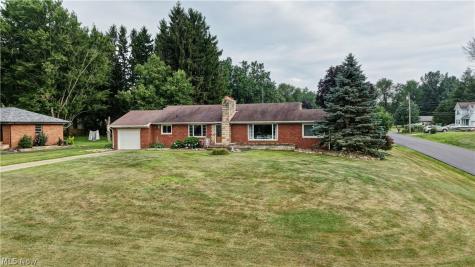 3122 Sweitzer Street NW Uniontown OH 44685