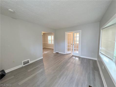 19628 Maple Heights Boulevard Maple Heights OH 44137