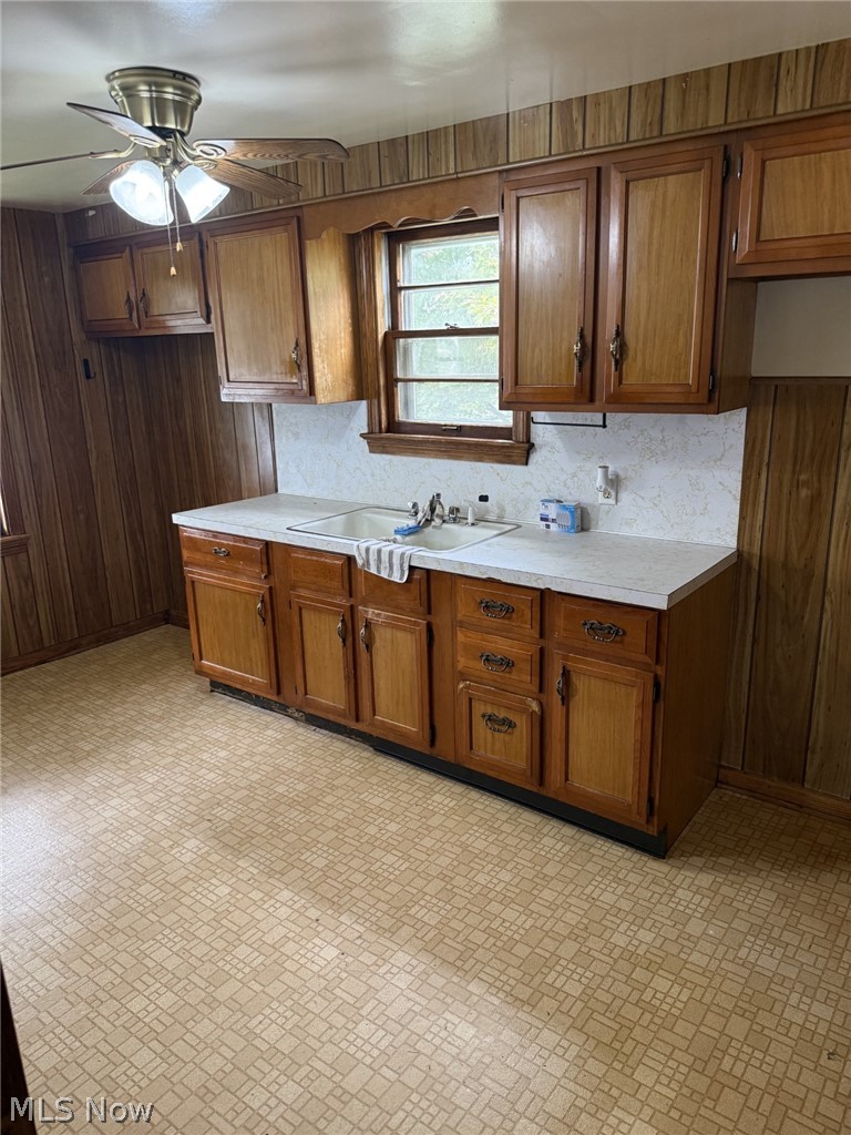 1104 Vine Street Coshocton OH 43812
