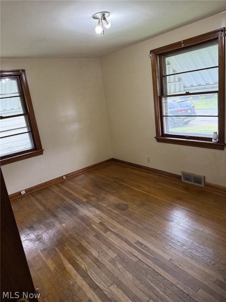 1104 Vine Street Coshocton OH 43812