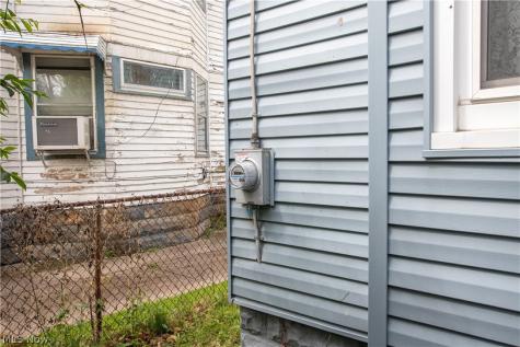 635 E 115th Street Cleveland OH 44108