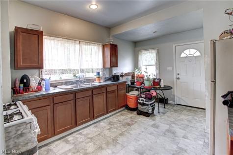 635 E 115th Street Cleveland OH 44108