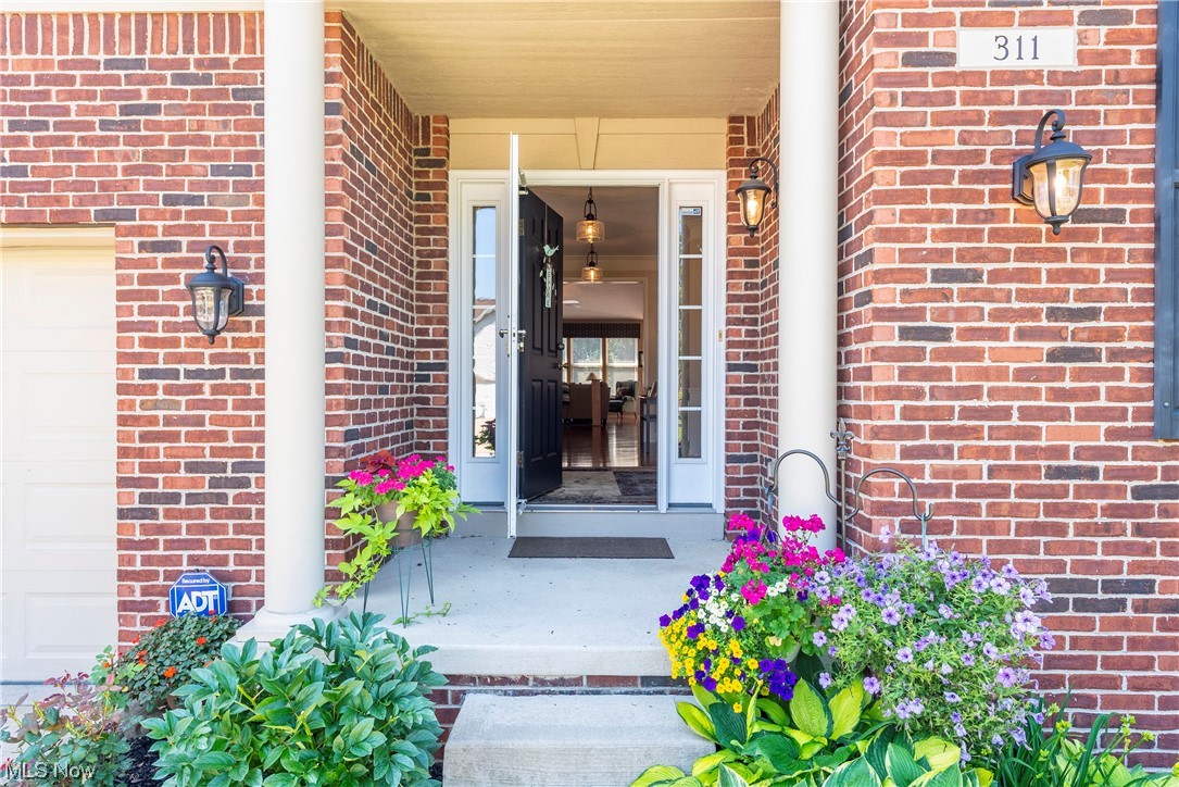 311 Stratford Drive Broadview Heights OH 44147