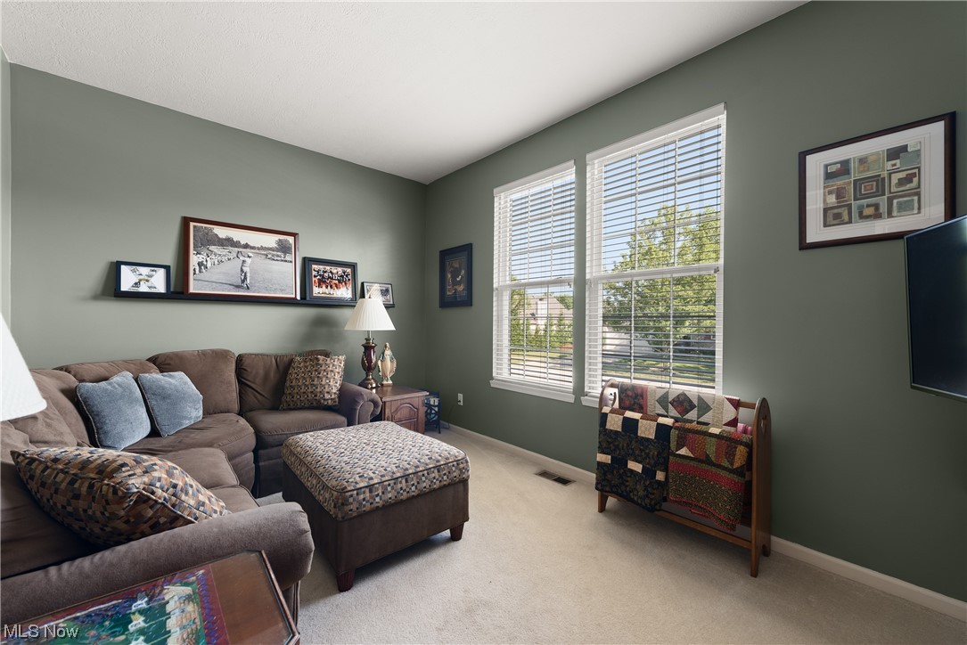 311 Stratford Drive Broadview Heights OH 44147