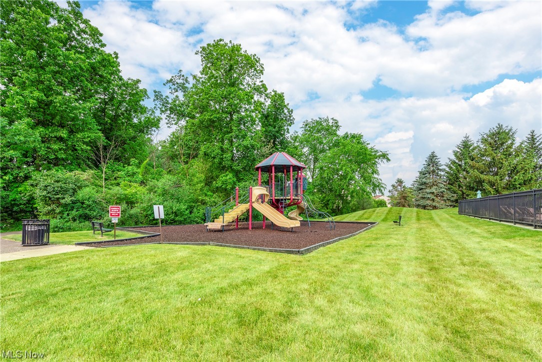 311 Stratford Drive Broadview Heights OH 44147