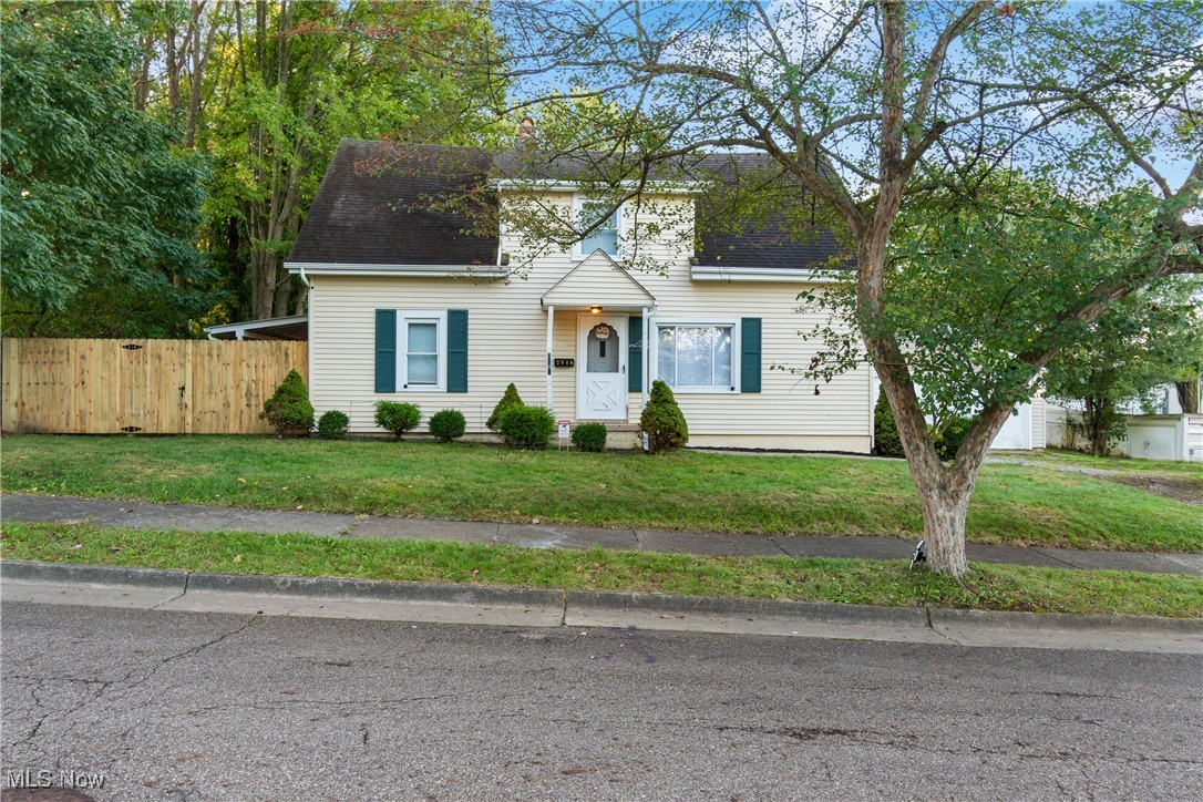 2948 Trenton Road Akron OH 44312