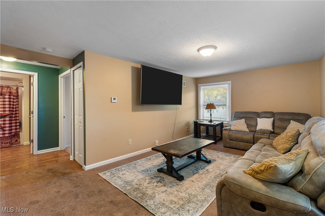 2948 Trenton Road Akron OH 44312