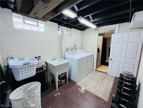 15546 Hummel Road Brook Park OH 44142
