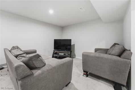 2180 Orchard Circle Ravenna OH 44266