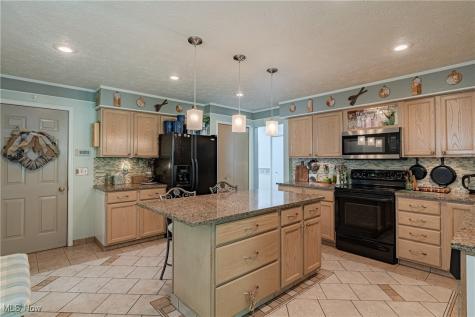 7538 Ridge Road Parma OH 44129