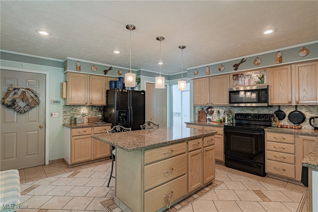 7538 Ridge Road Parma OH 44129