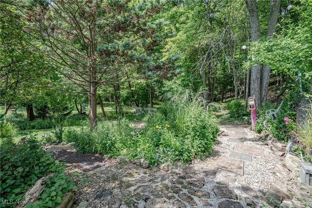 7538 Ridge Road Parma OH 44129