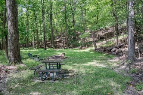 7538 Ridge Road Parma OH 44129