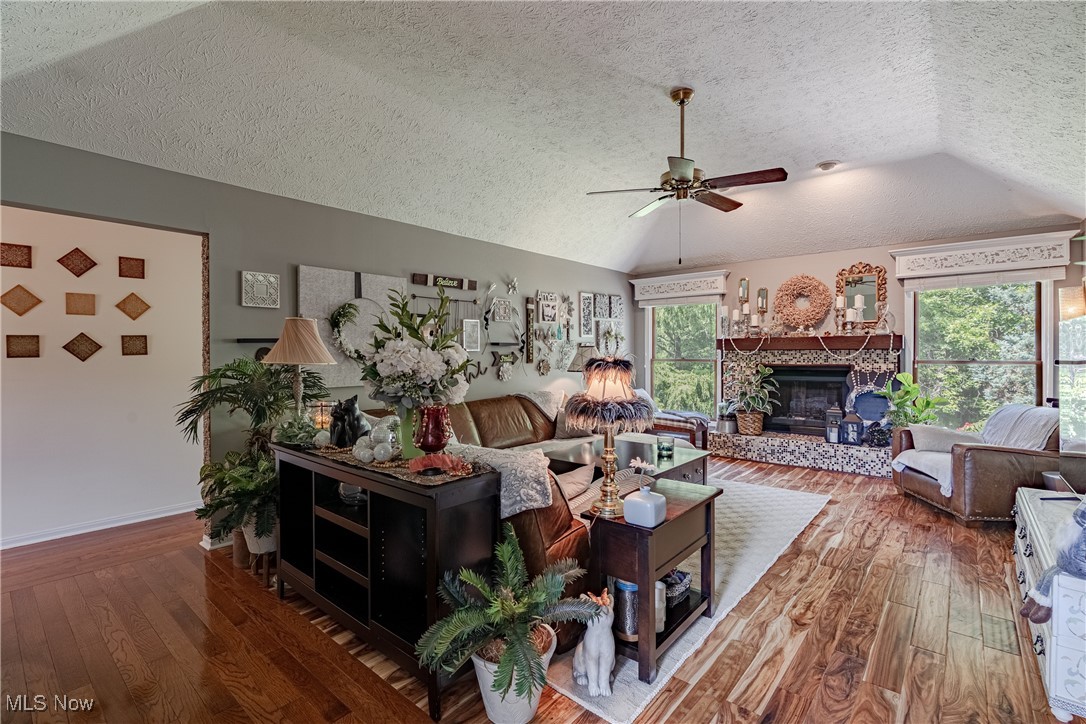 7538 Ridge Road Parma OH 44129