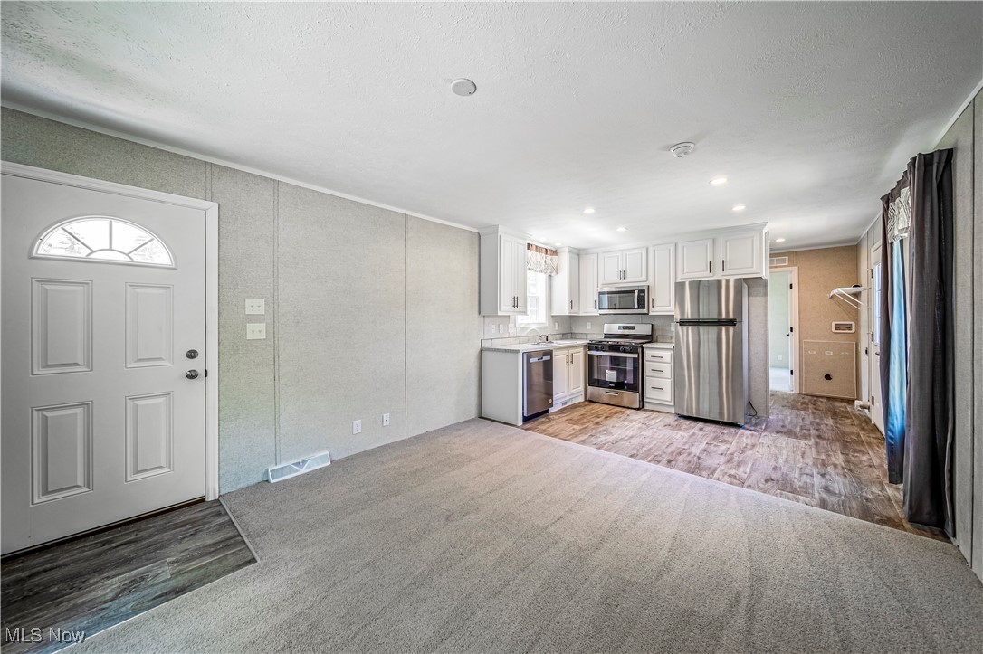 8323 Eagle Road Kirtland OH 44094