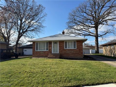 4830 Autumn Lane Brooklyn OH 44144