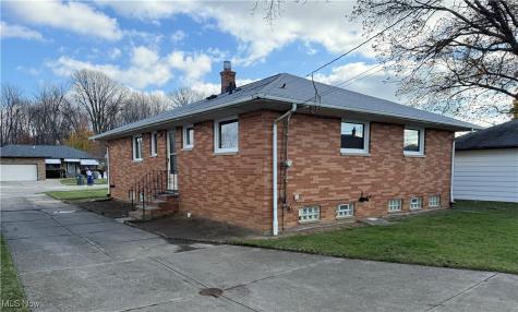 4830 Autumn Lane Brooklyn OH 44144