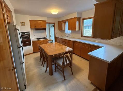 4830 Autumn Lane Brooklyn OH 44144