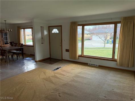 4830 Autumn Lane Brooklyn OH 44144