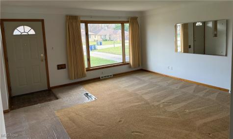 4830 Autumn Lane Brooklyn OH 44144