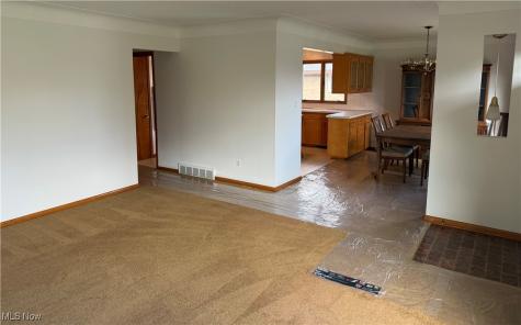 4830 Autumn Lane Brooklyn OH 44144