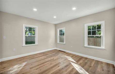 1199 Oxford Road Cleveland Heights OH 44121